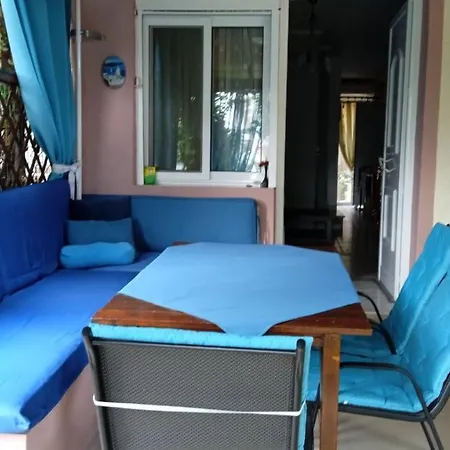 Nefeli Maisonette Kır Evi