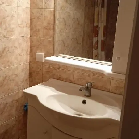 Nefeli Maisonette *